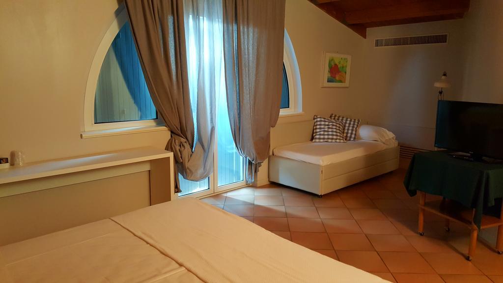 Hotel Augustus Fano Exteriér fotografie