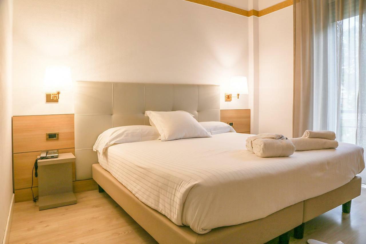 Hotel Augustus Fano Exteriér fotografie