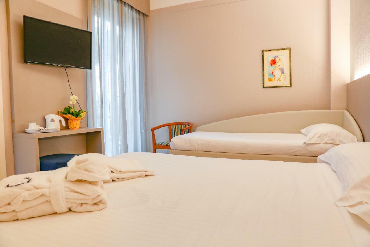 Hotel Augustus Fano Exteriér fotografie